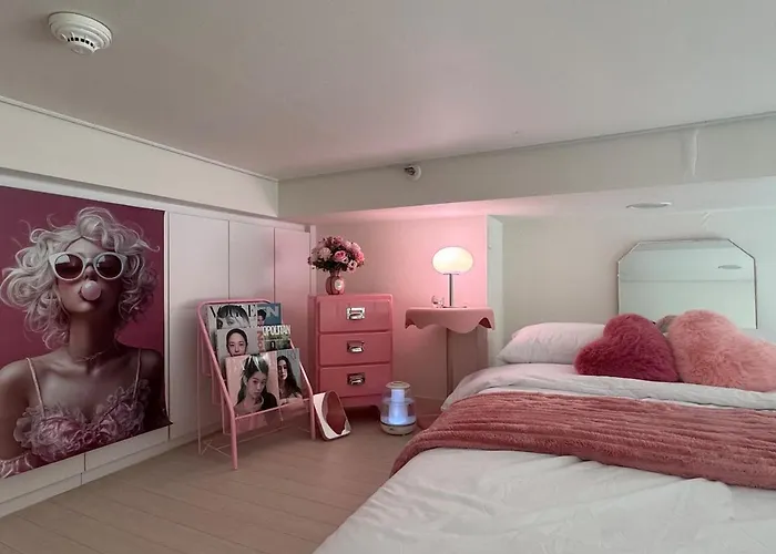 Open2-hongik Hapjeong Station 2 Minutes-luxury Style-panoramic River View-queen Bed For 2 People-comfortable Sofa Ott アパート *